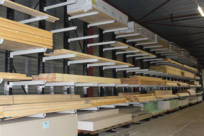 Draagarmstelling met witte armen